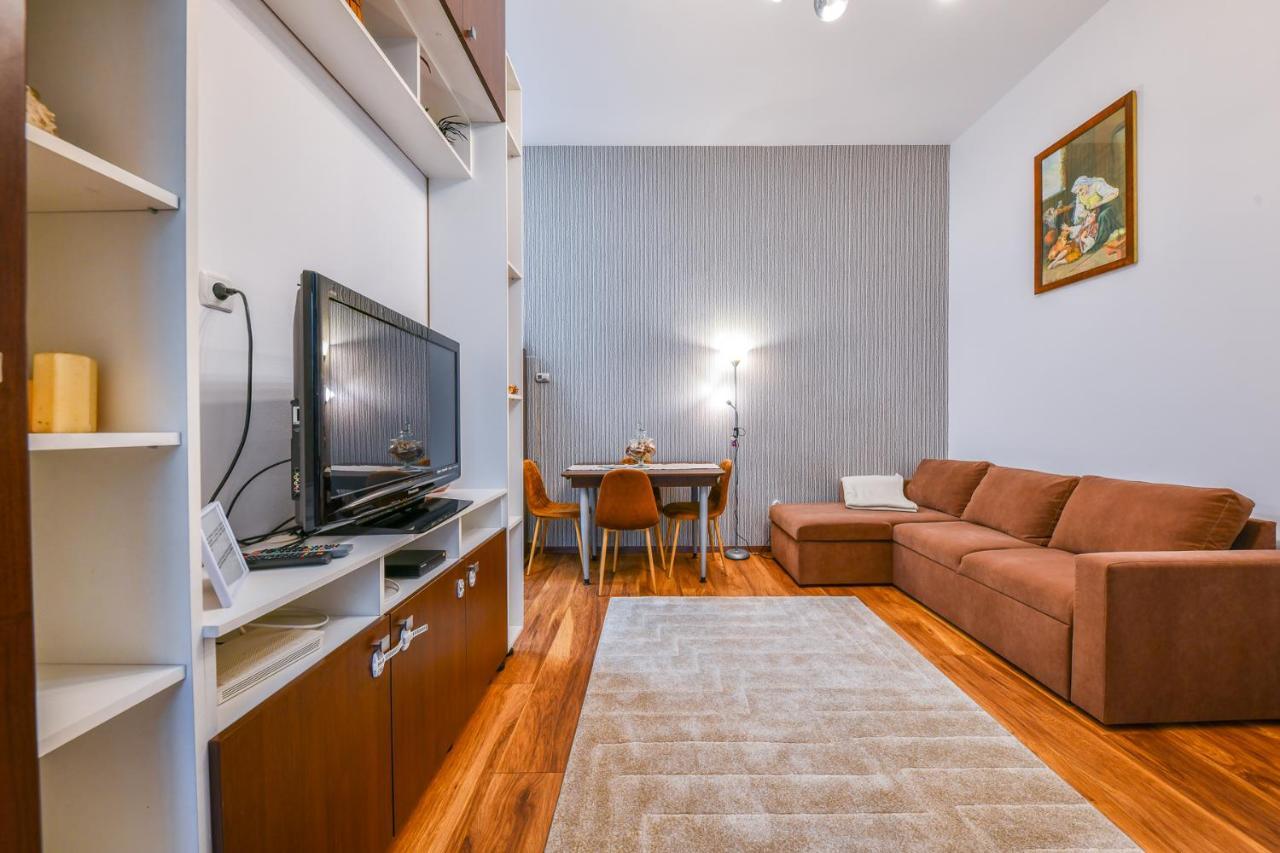 Glam Apartment Cluj-Napoca Eksteriør billede